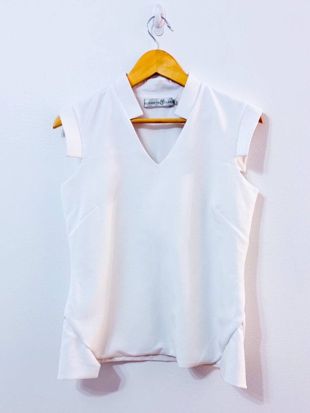 ELIZABETH & CLARKE White Ponte Knit Top | Office Minimalist | Size 4